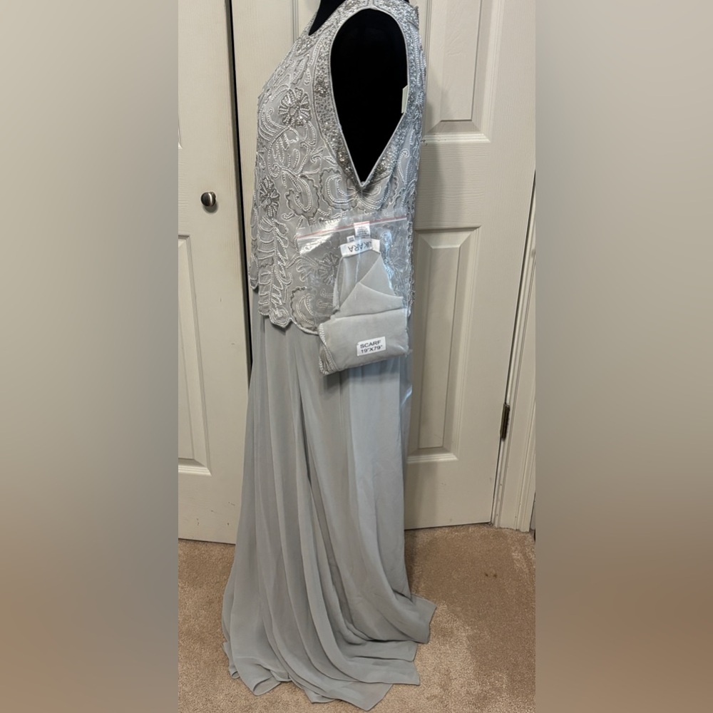 Chic Sleeveless Gray Maxi Dress - Picture 6 of 14